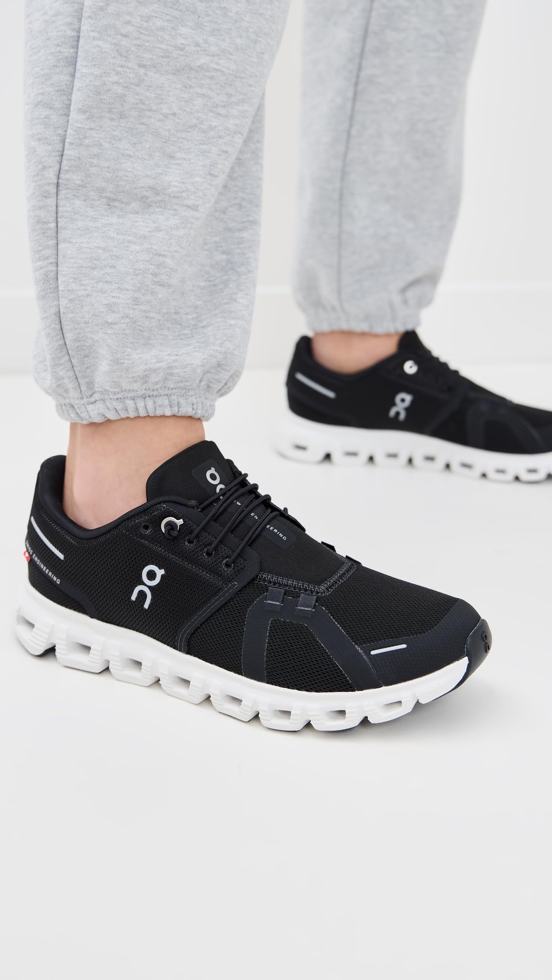 On Women's Cloud 6 Sneaker – Black/White